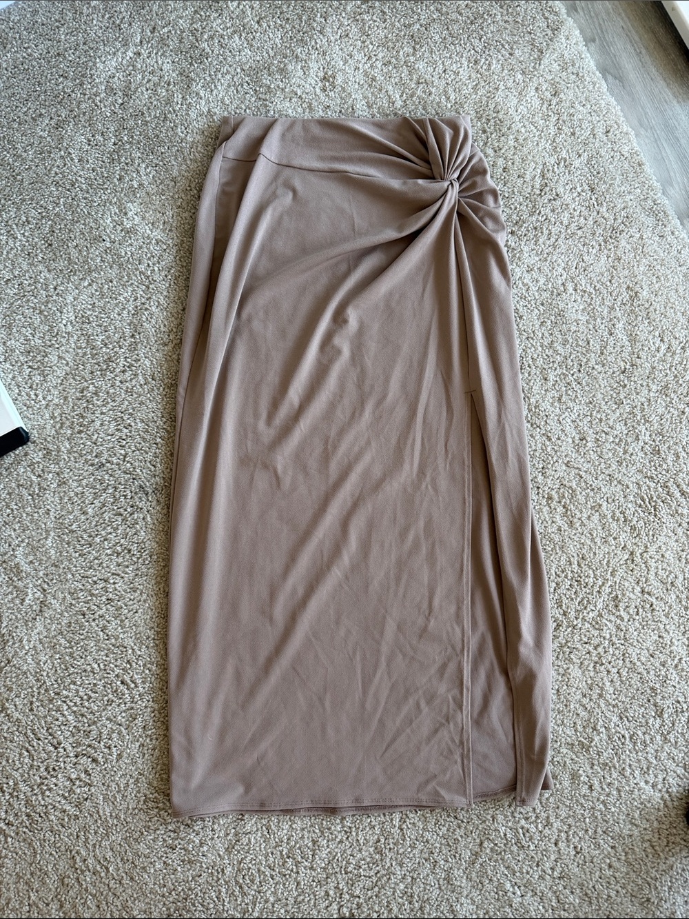 Abercrombie & Fitch Knot-Detail Midi Skirt in Taupe
